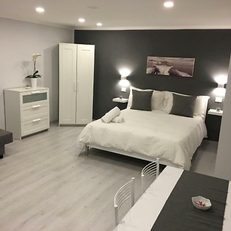 The Lux B&B Napoli Mergellina المظهر الخارجي الصورة