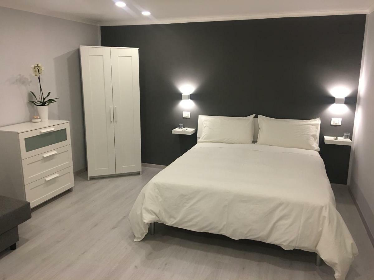 The Lux B&B Napoli Mergellina المظهر الخارجي الصورة