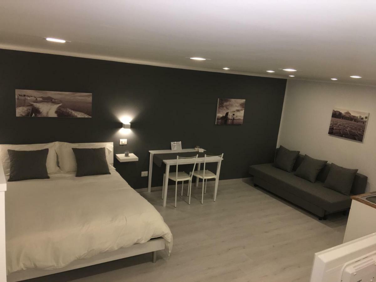 The Lux B&B Napoli Mergellina المظهر الخارجي الصورة